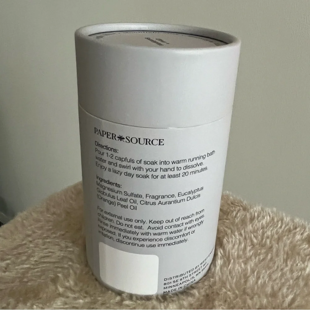 Paper Source Moonlight Mist Bath Soak